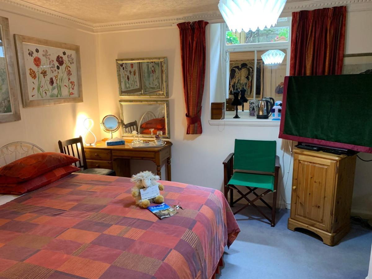 Geraldsplace Bed & Breakfast *