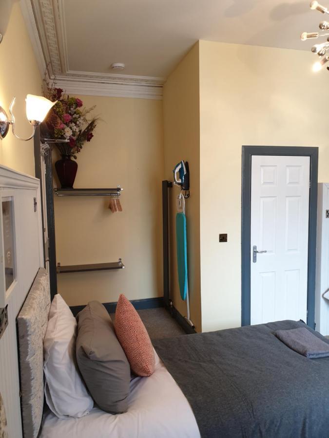 Lower Gilmore Place Guest house