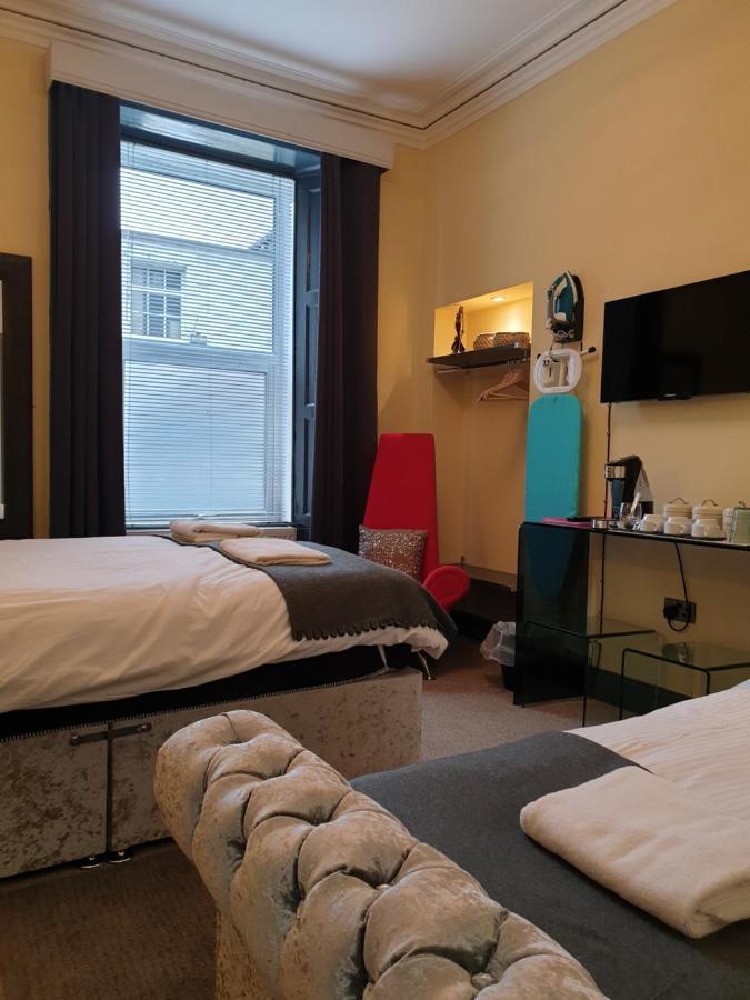 Lower Gilmore Place Guest house