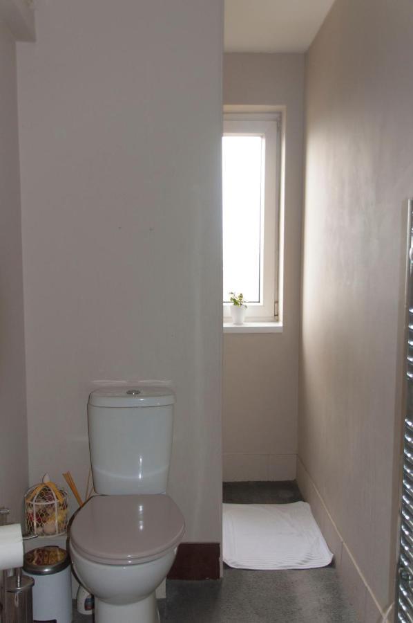 Block 2 Flat 17 Westfield Court Edinburgh