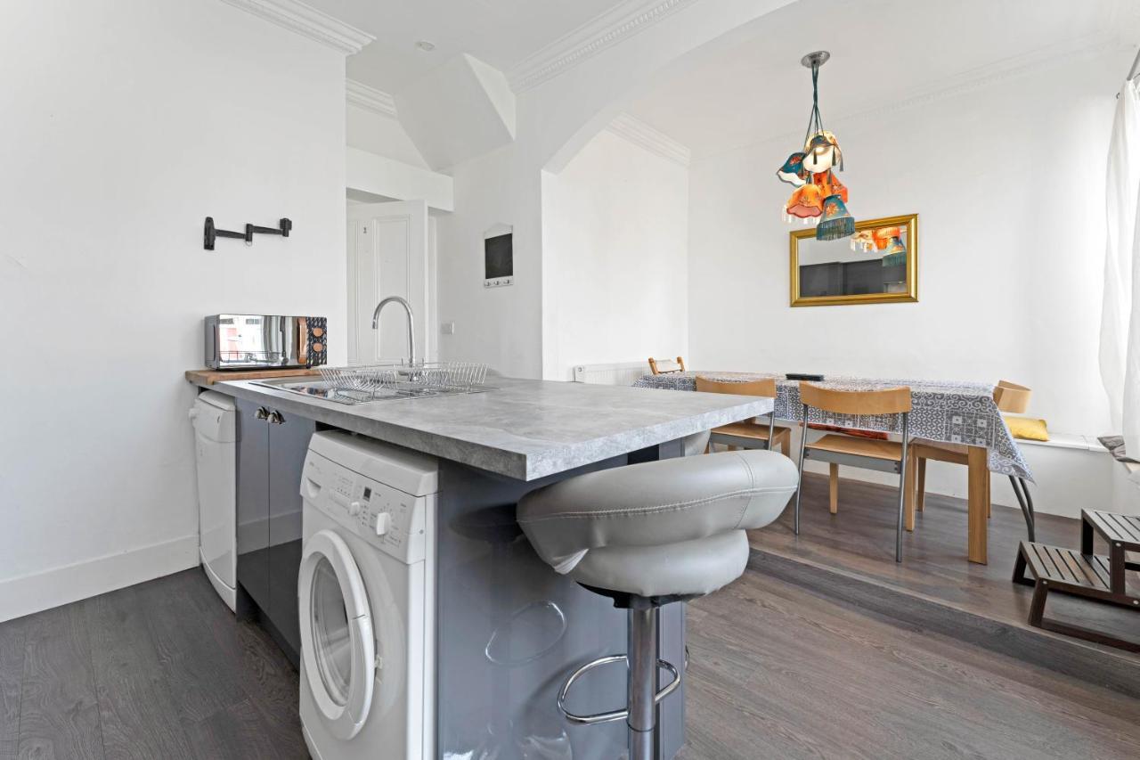 Ferienhaus Stunning City Centre Town House City Centre