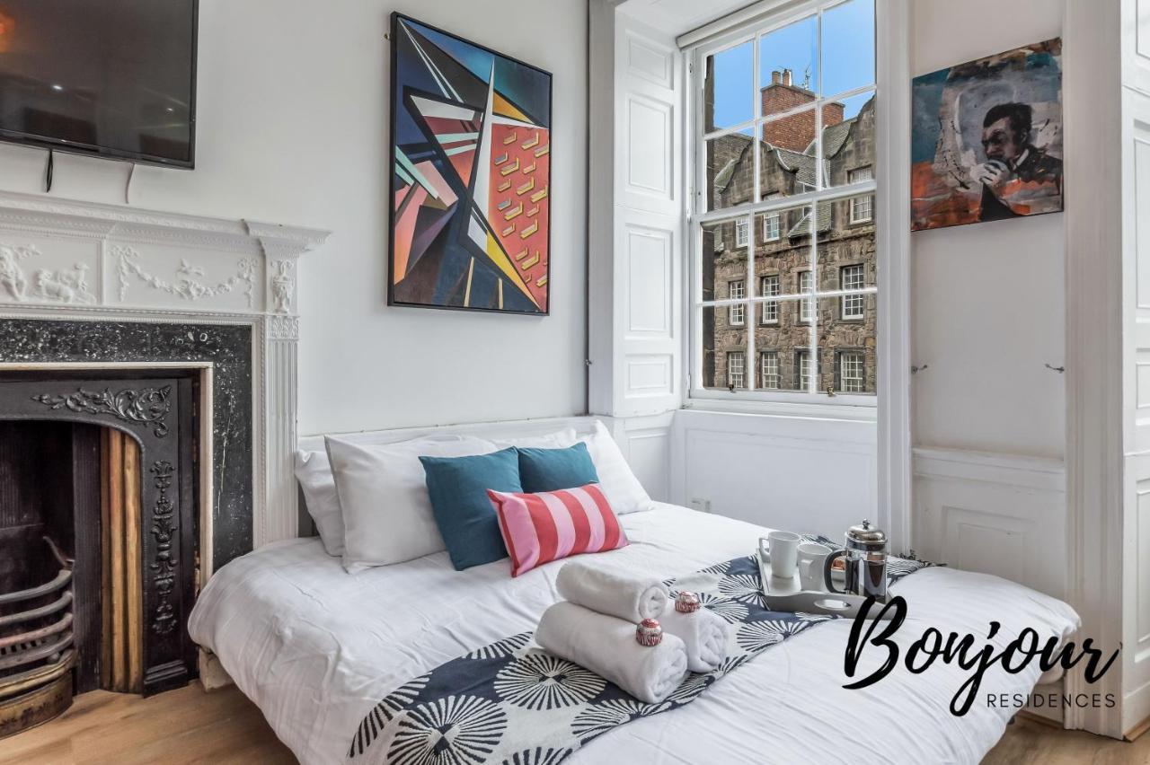Apartment Royal Mile 4br-3ba - Views & Free Parking By Bonjour Residences Edinburgh