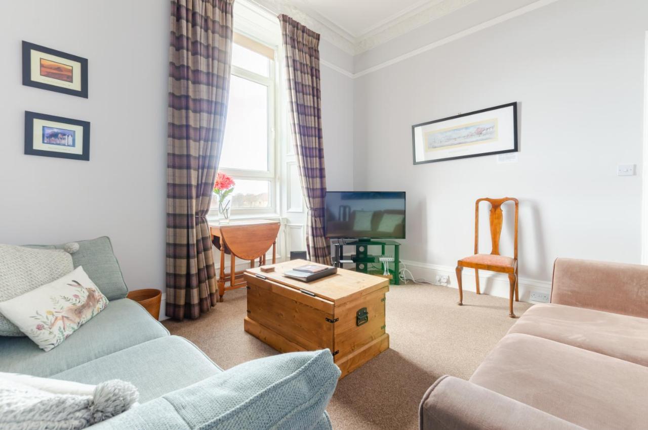 Beautiful Center 1 Bed With Park View * EDI