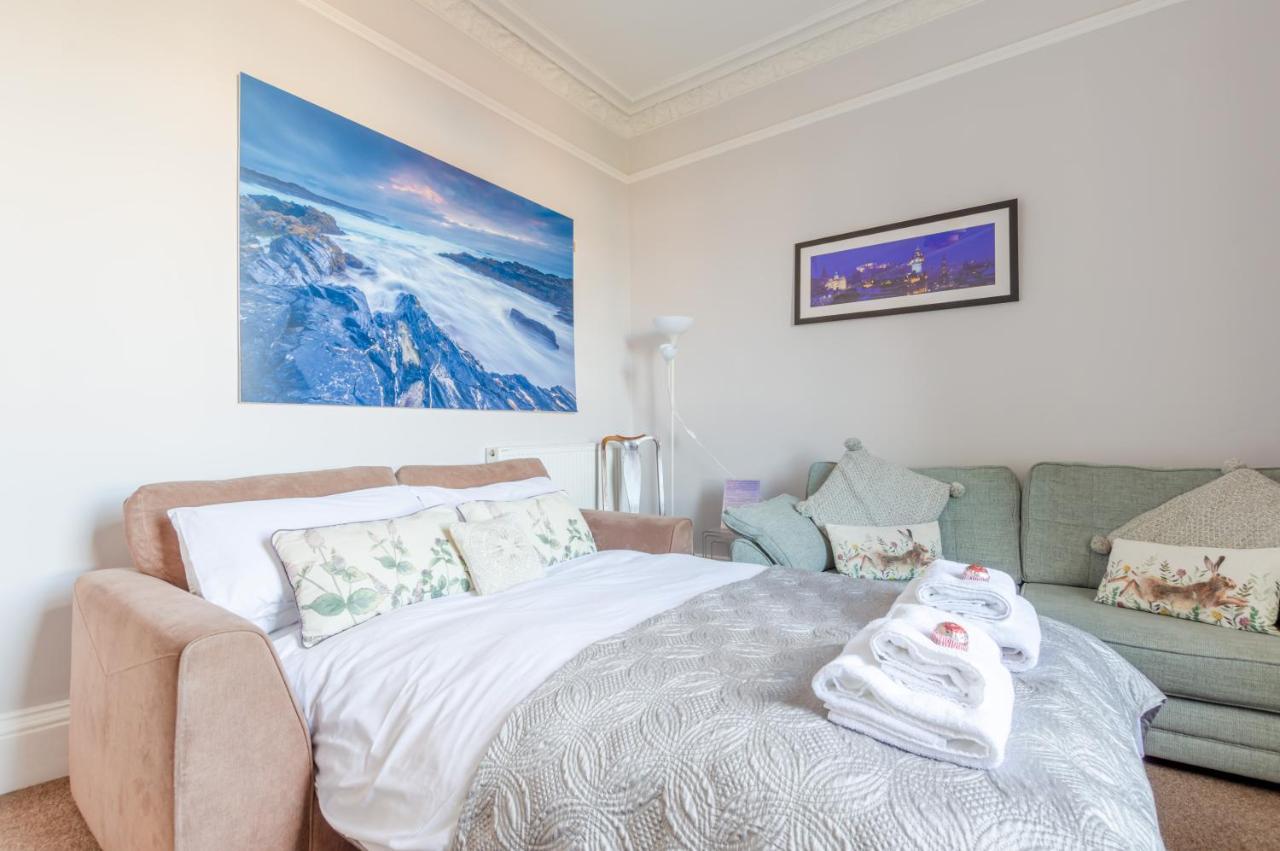 Apartment Beautiful Center 1 Bed With Park View EDI