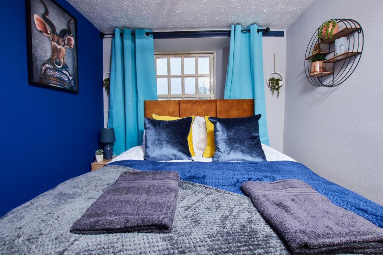 The Exquisite Edinburgh Duplex Sleeps 8 Apartment *