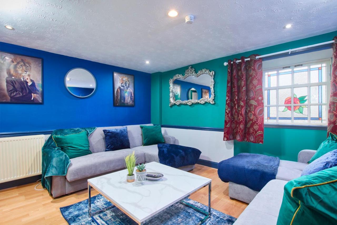 The Exquisite Edinburgh Duplex Sleeps 8 * Edinburgh