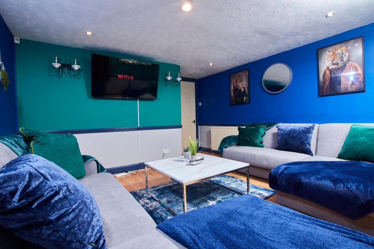 The Exquisite Edinburgh Duplex Sleeps 8 Apartment