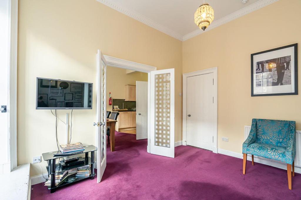 Tron Kirk Apartment Edinburgh