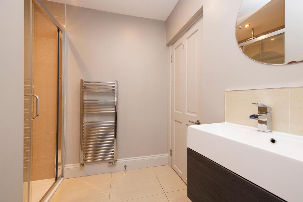 Joivy Splendid Flat Near Castle Apartment Edinburgh