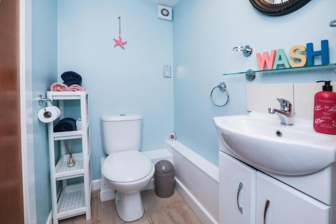Beautiful 1-bed Near Castle Apartment *