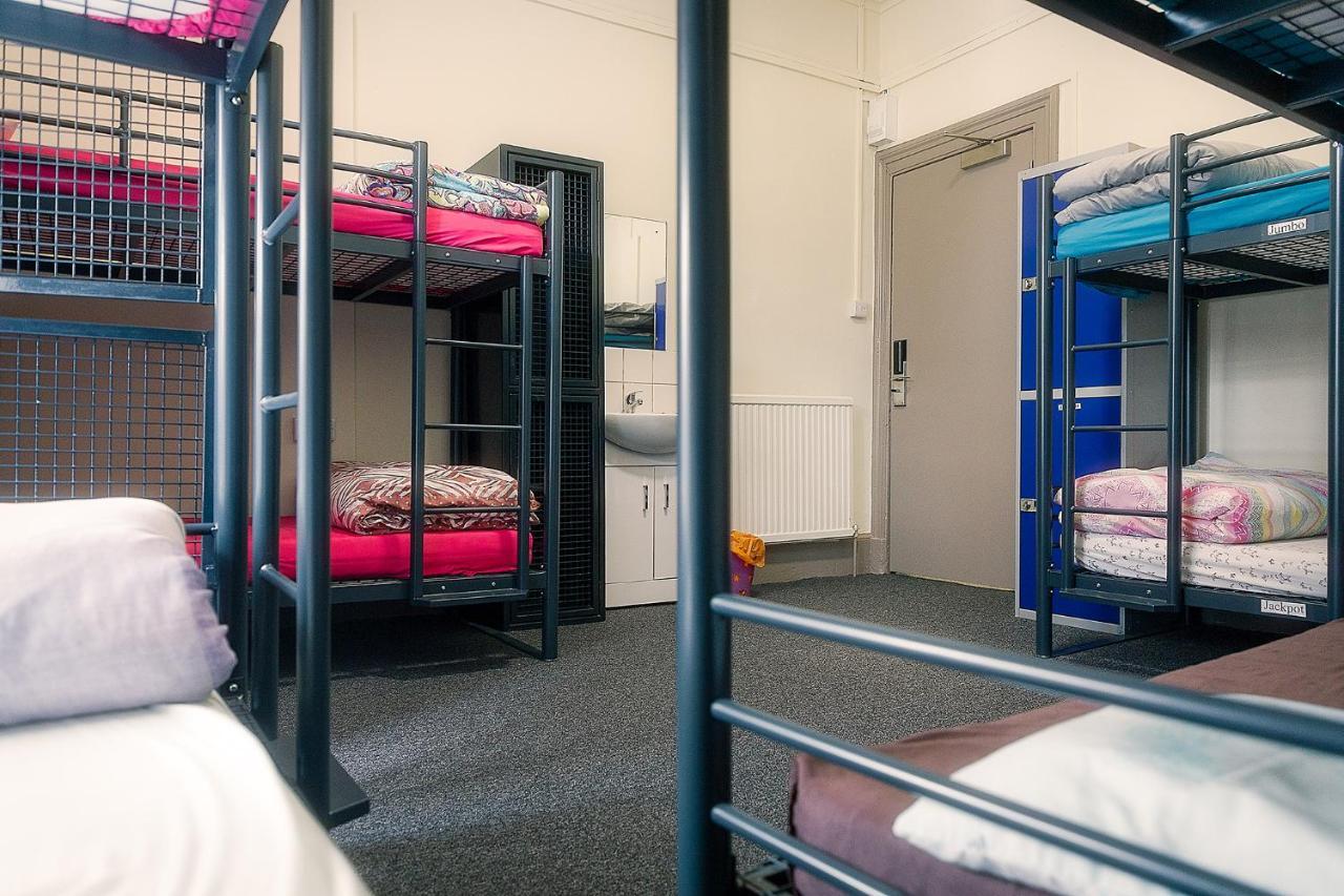 Princes Street Hostel *
