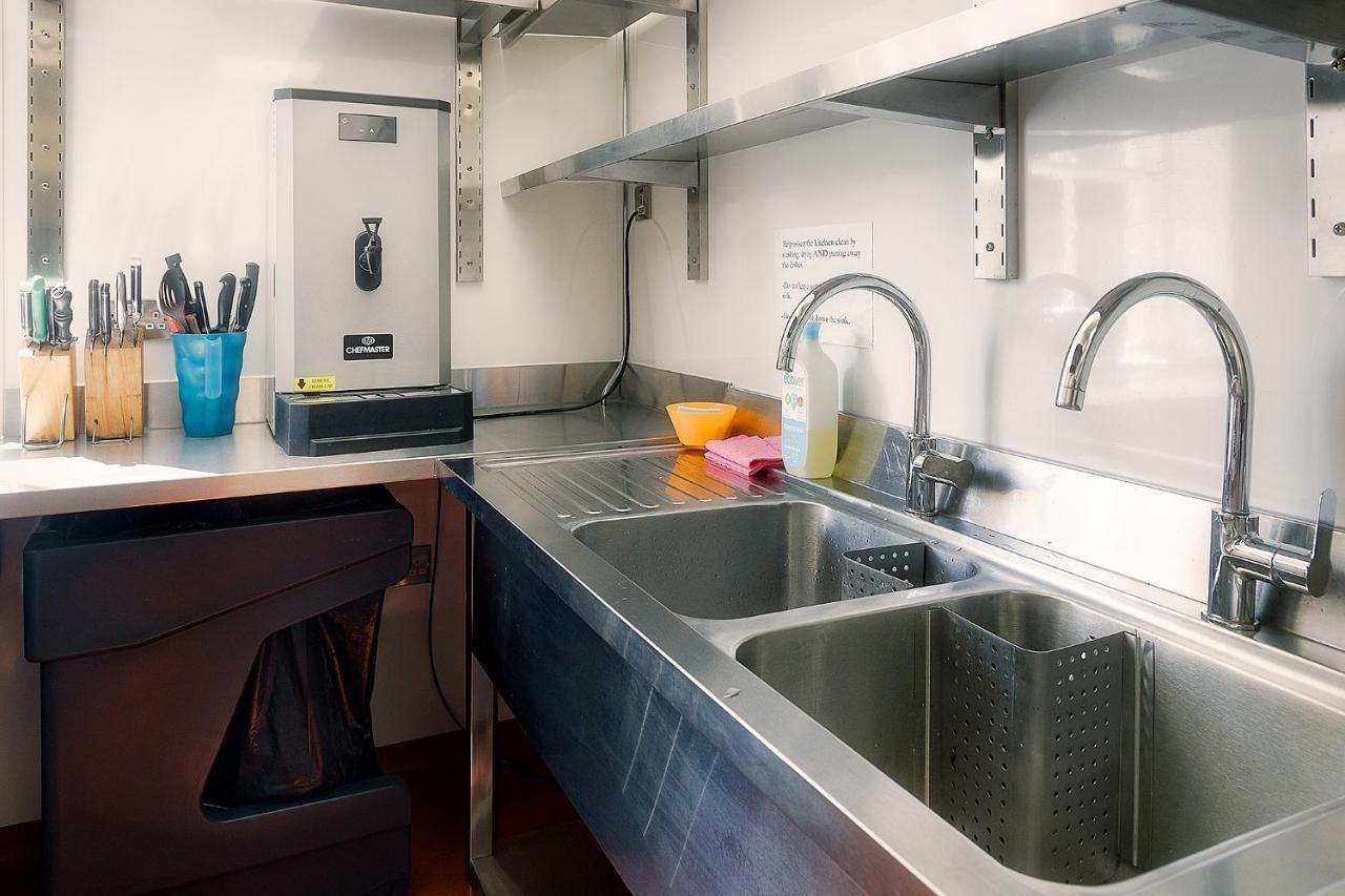 Princes Street Hostel *