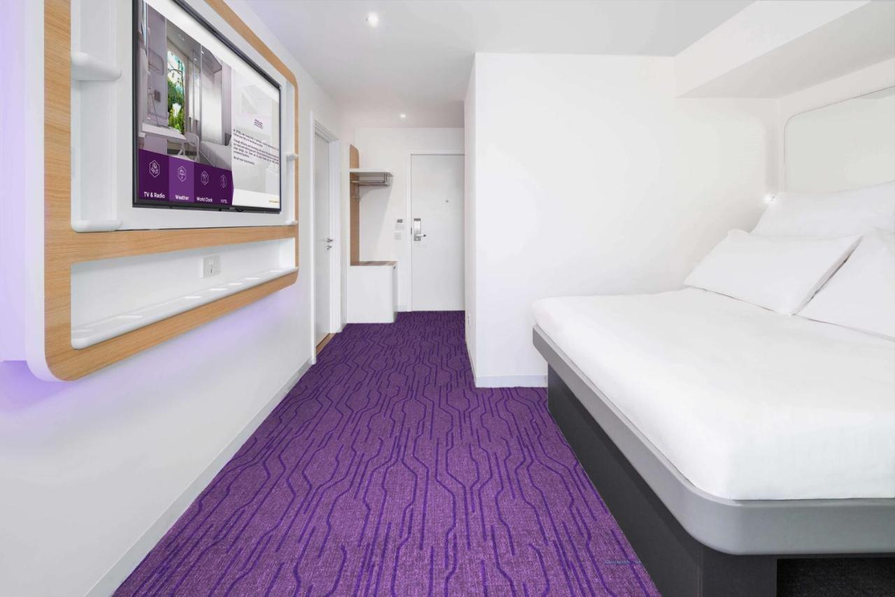 Yotel
