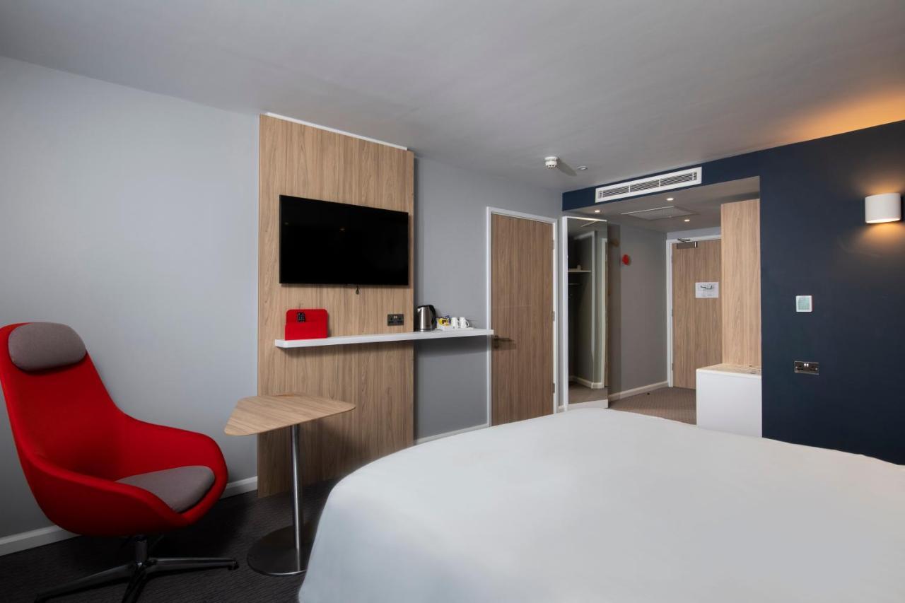 Express West By Ihg