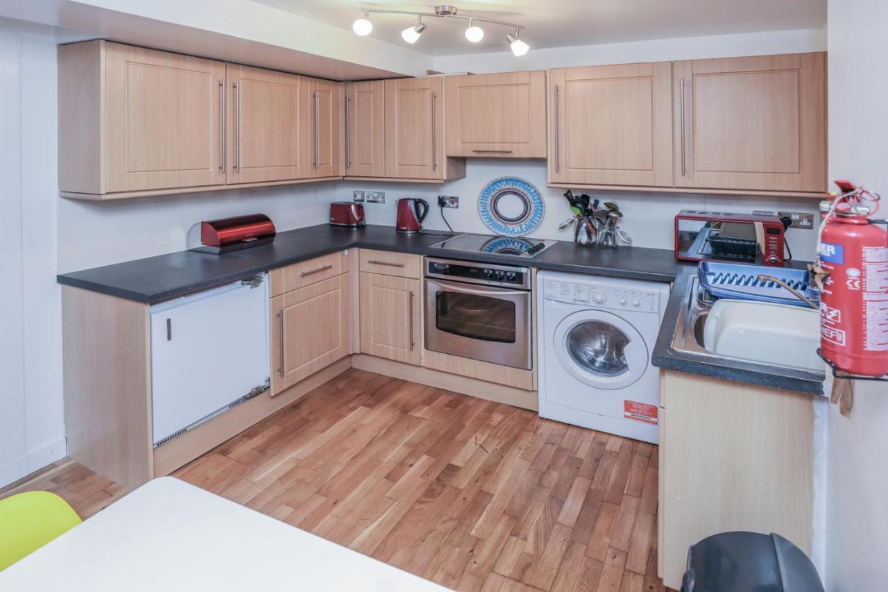 Apartment Beautiful 1-bed Near Castle *