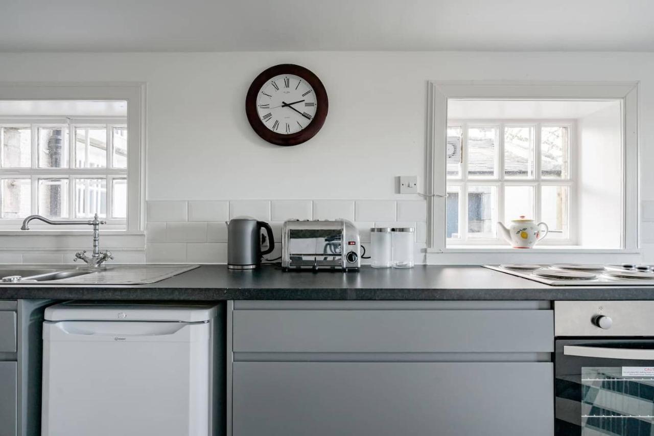 Ferienhaus Drylaw House, Grade A Listed Mansion Near Centre EDI