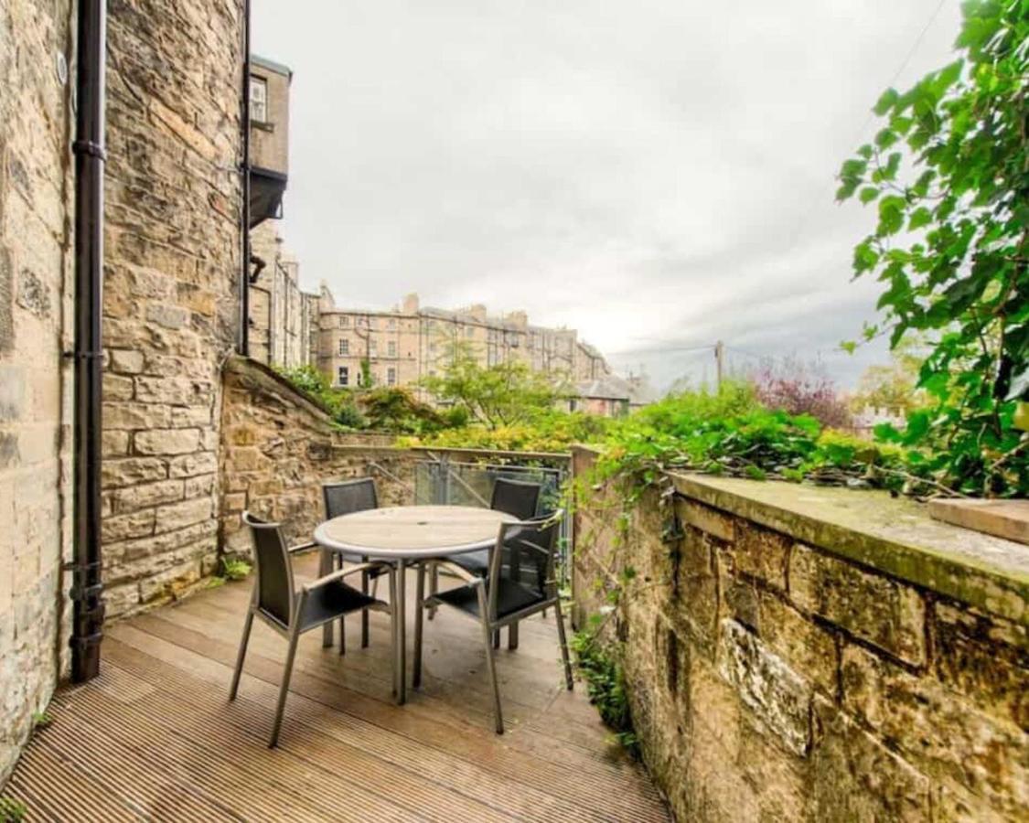 Beautiful Centre Georgian 4 Bed Townhouse With Private Garden * EDI
