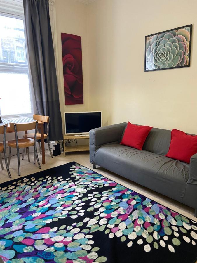 At Haymarket Apartment Edinburgh