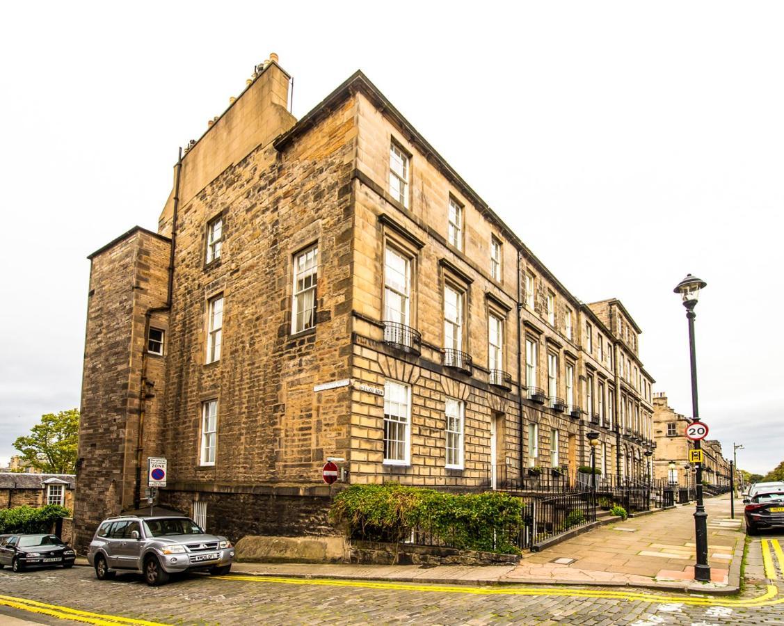 Beautiful Centre Georgian 4 Bed Townhouse With Private Garden Ferienhaus