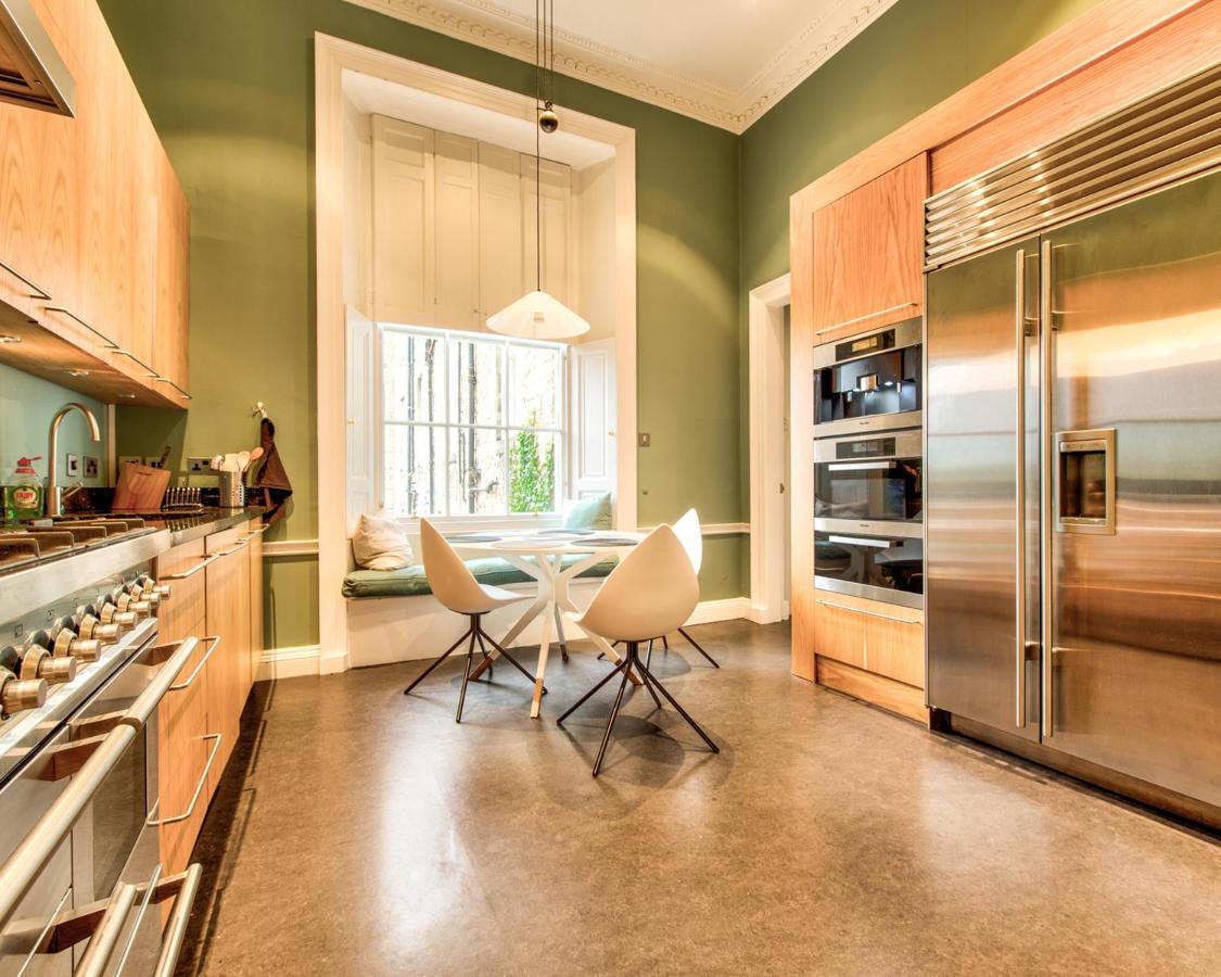 Beautiful Centre Georgian 4 Bed Townhouse With Private Garden Ferienhaus EDI