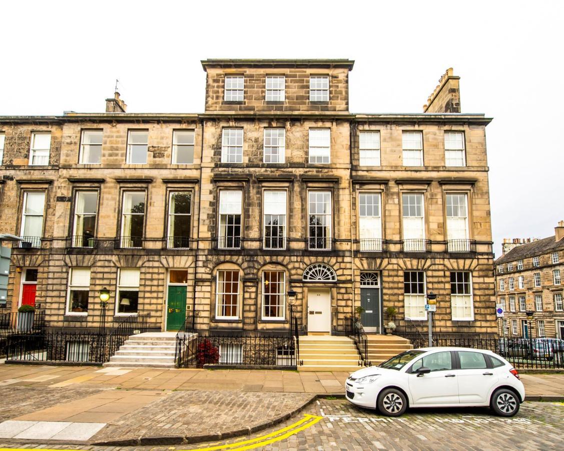 Ferienhaus Beautiful Centre Georgian 4 Bed Townhouse With Private Garden *