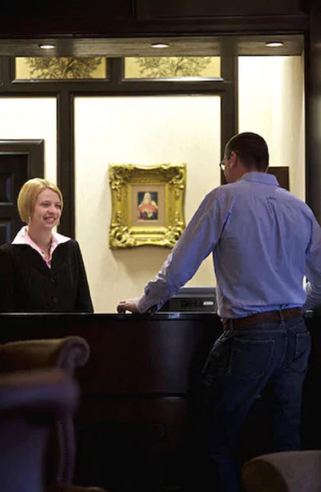 The Parliament House 3* Edinburgh