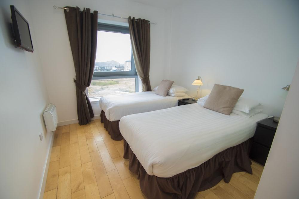 Ocean Serviced 4*