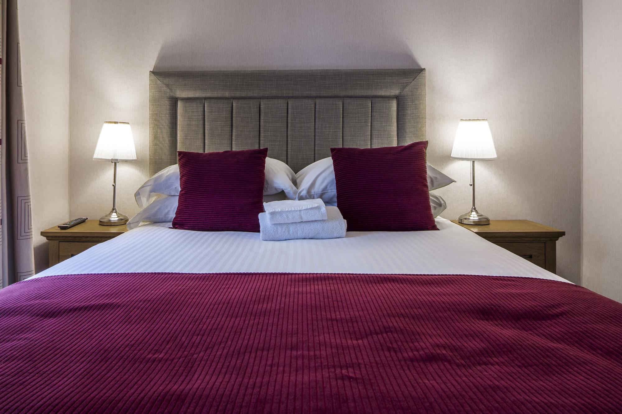 The Knight By Mansley Aparthotel 4*