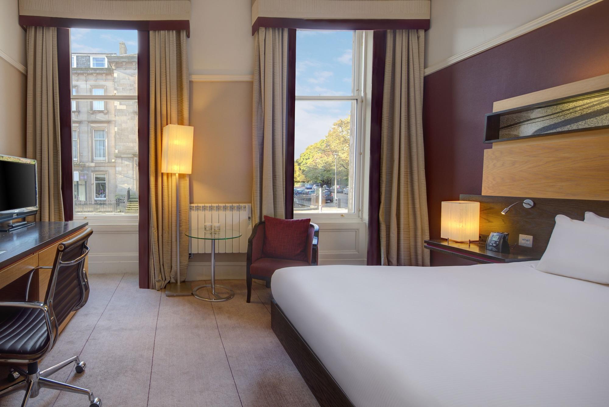 Grosvenor Hotel 4*