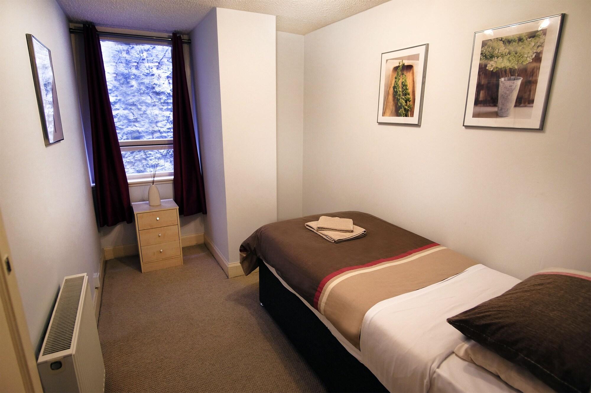Regent House - Centre 3* Edinburgh