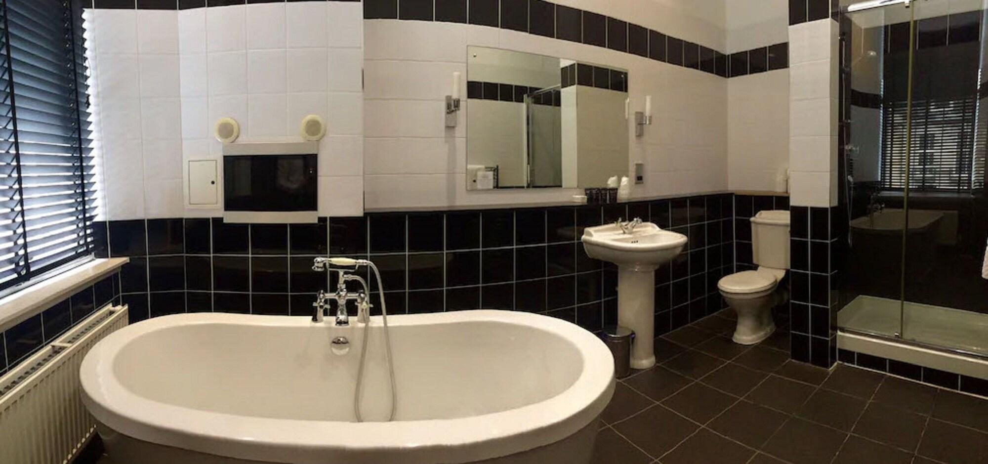Albany Hotel 3*