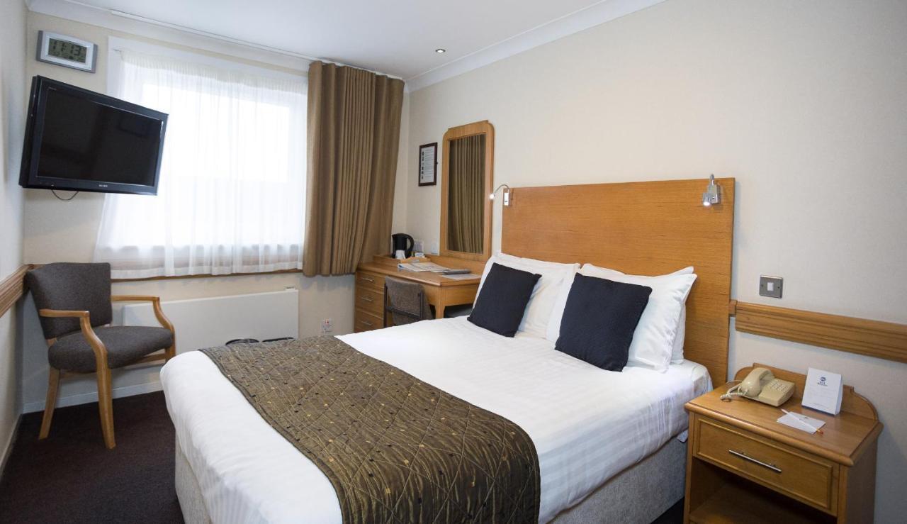 Western Kings Manor 3*