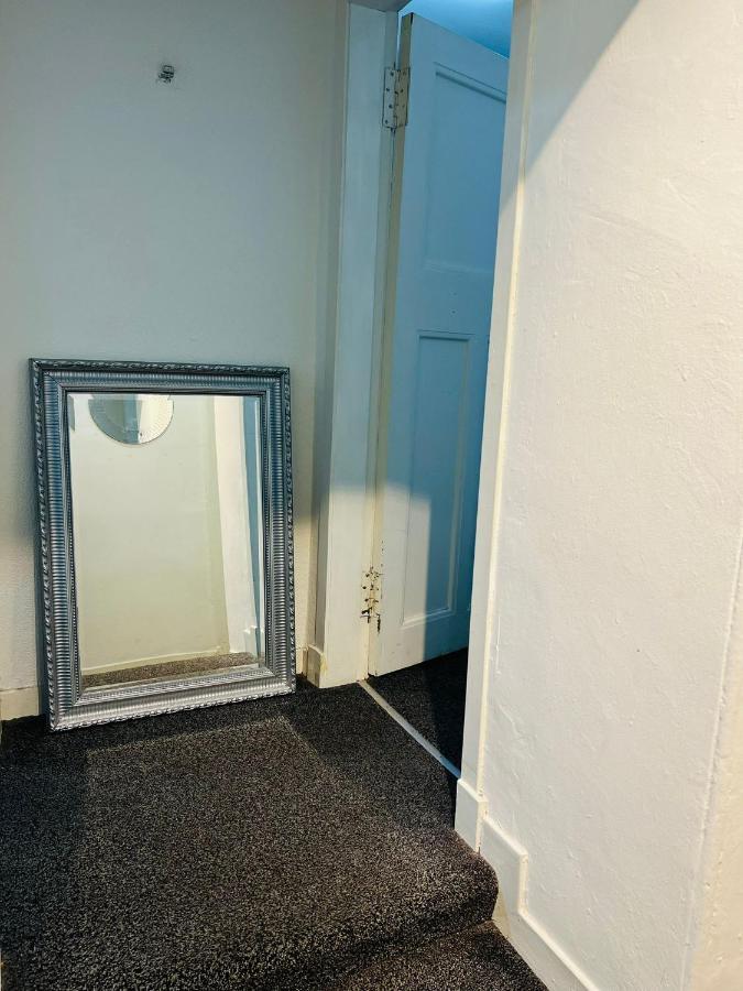Apartment Historic Royal Mile Flat , 5min From Waverly Railway Station EDI