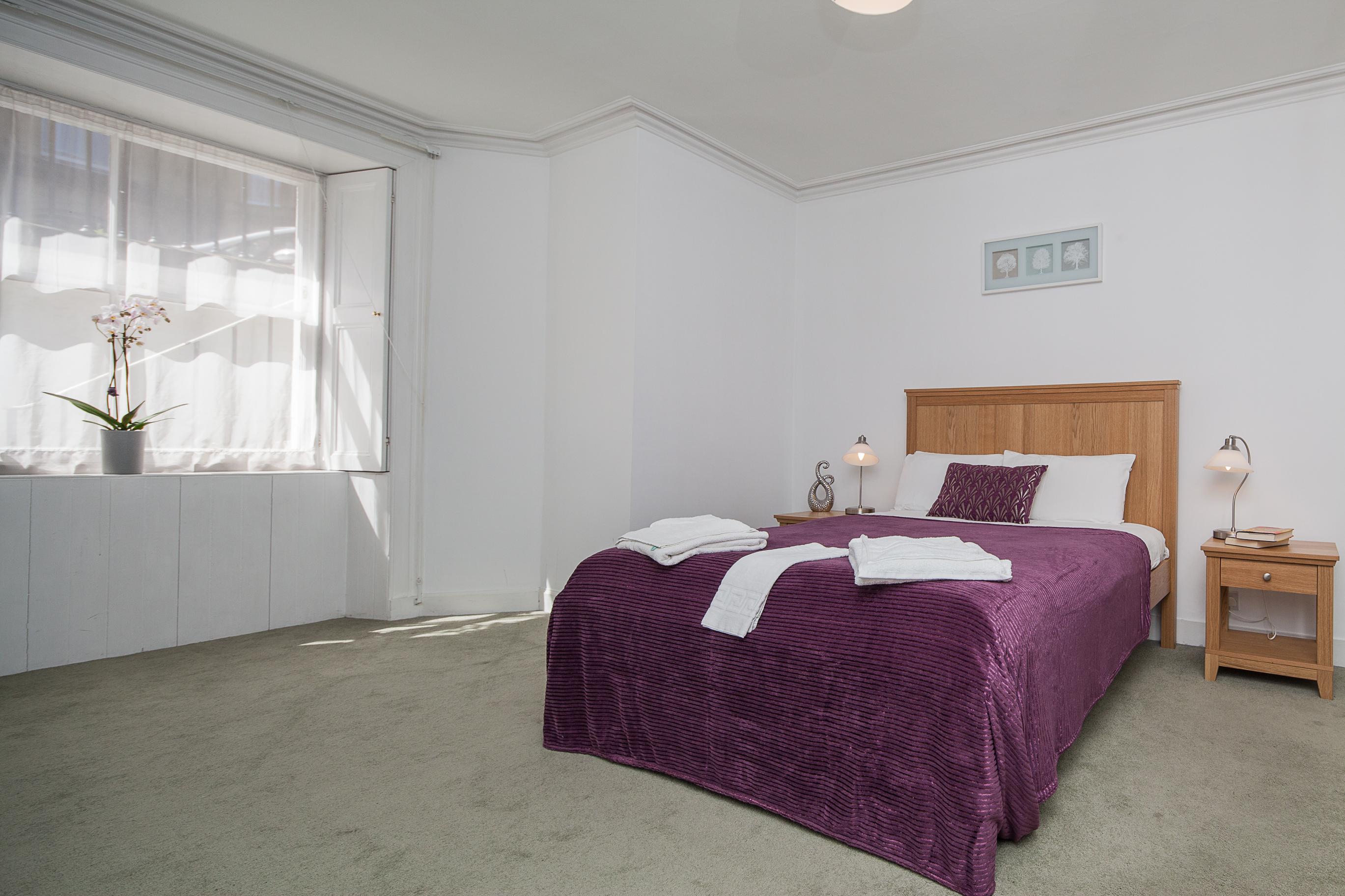 Hotel Piries Edinburgh