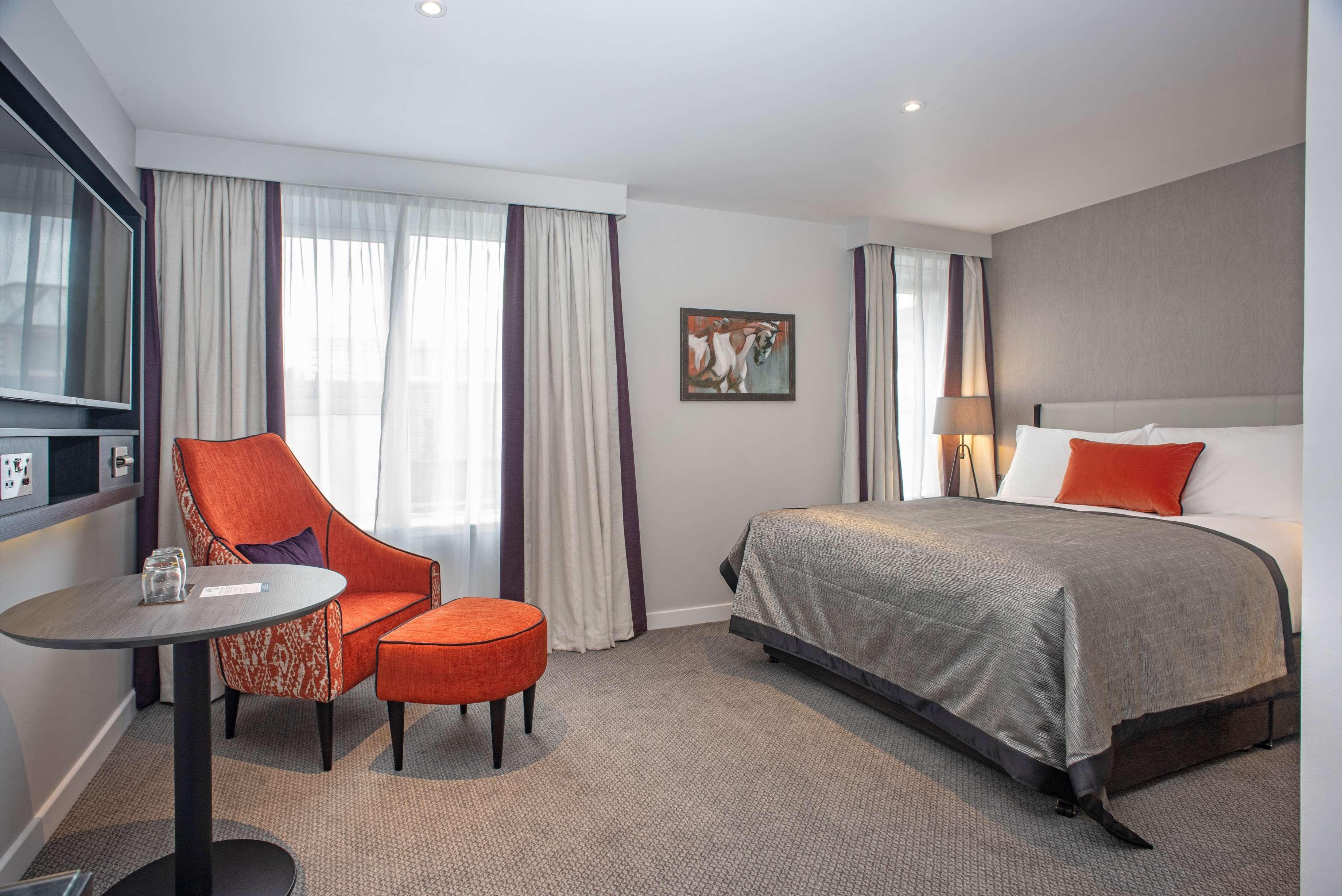 Hill Place Hotel 4*