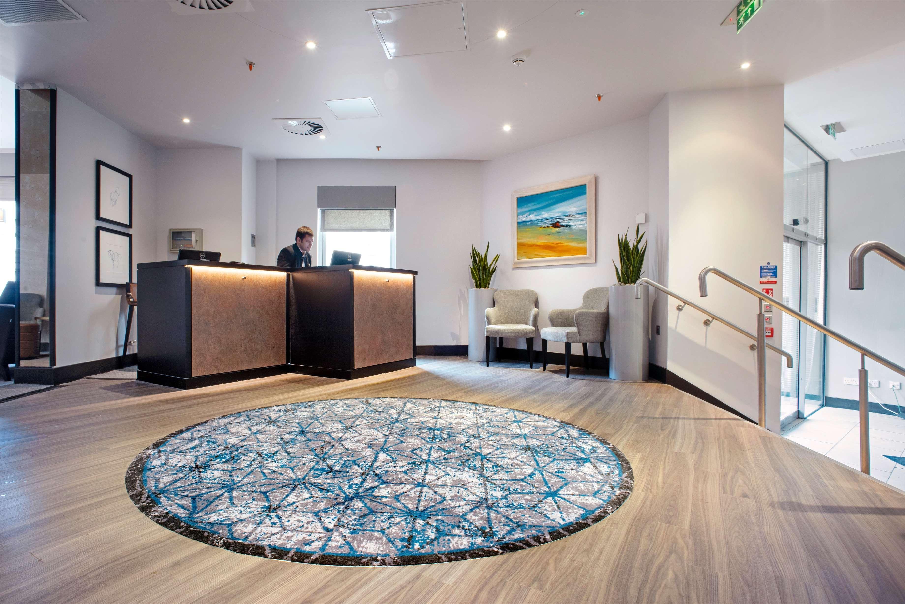 Hill Place Hotel 4*