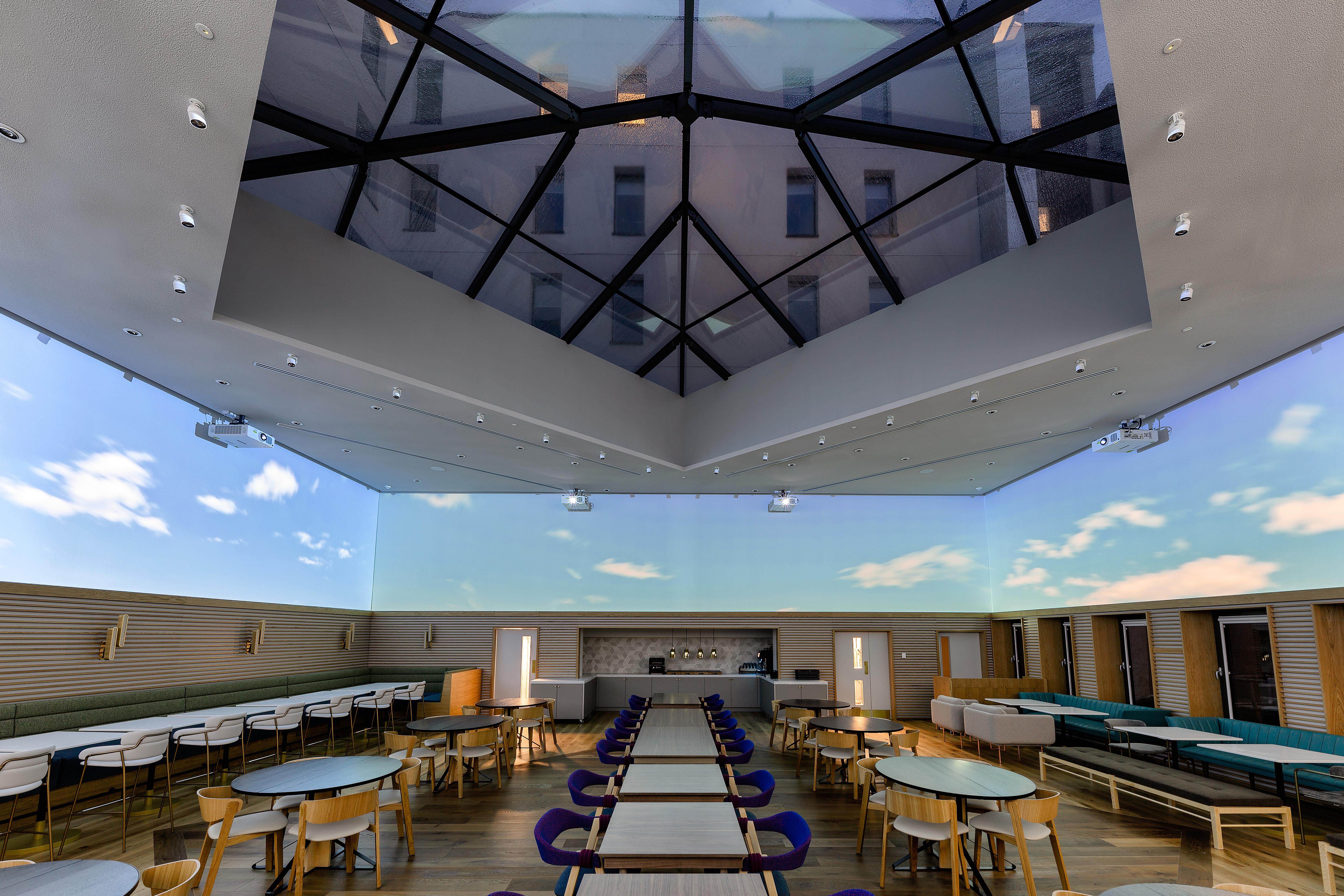 Hotel Yotel 4*