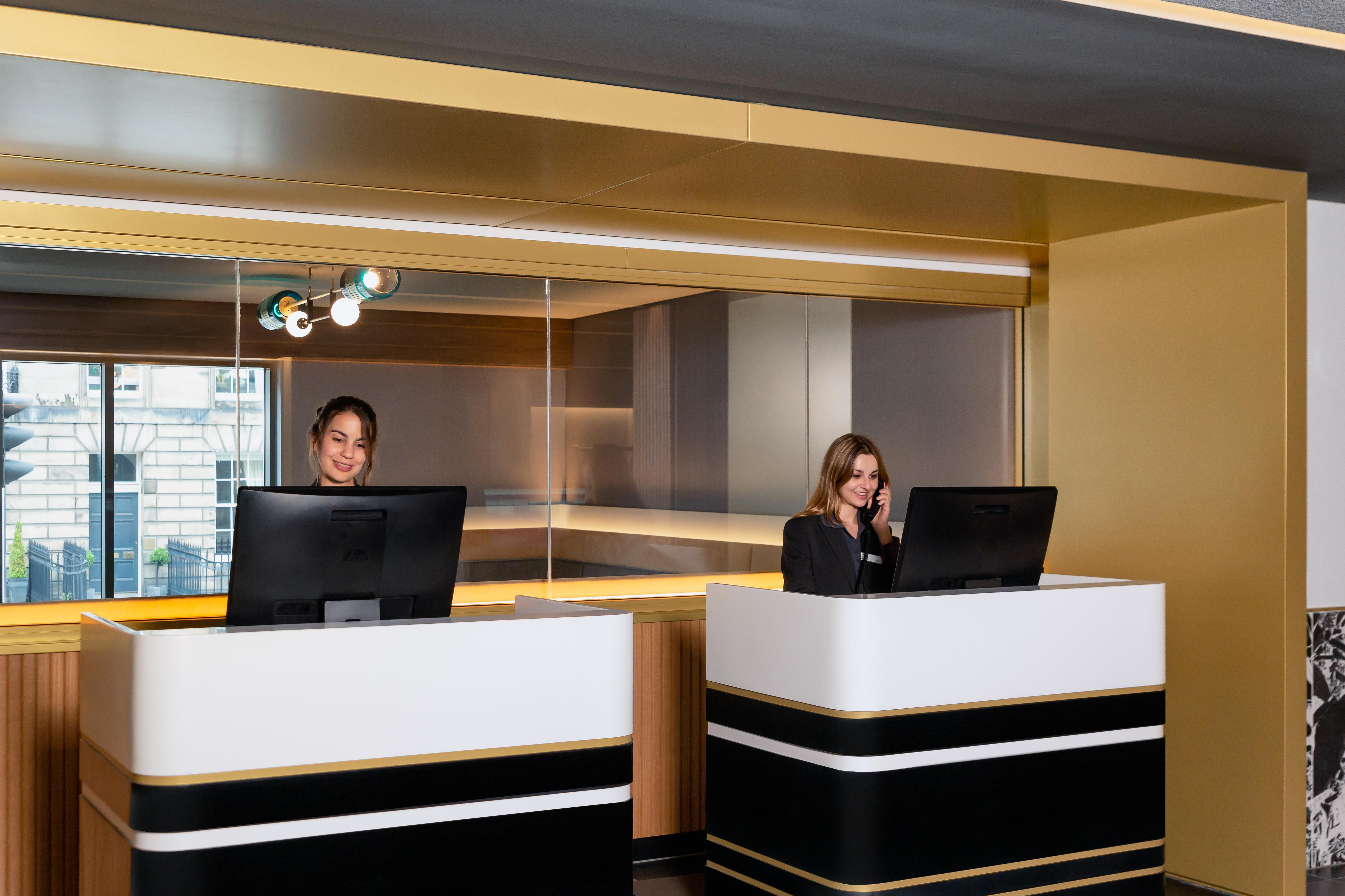 Yotel Hotel EDI