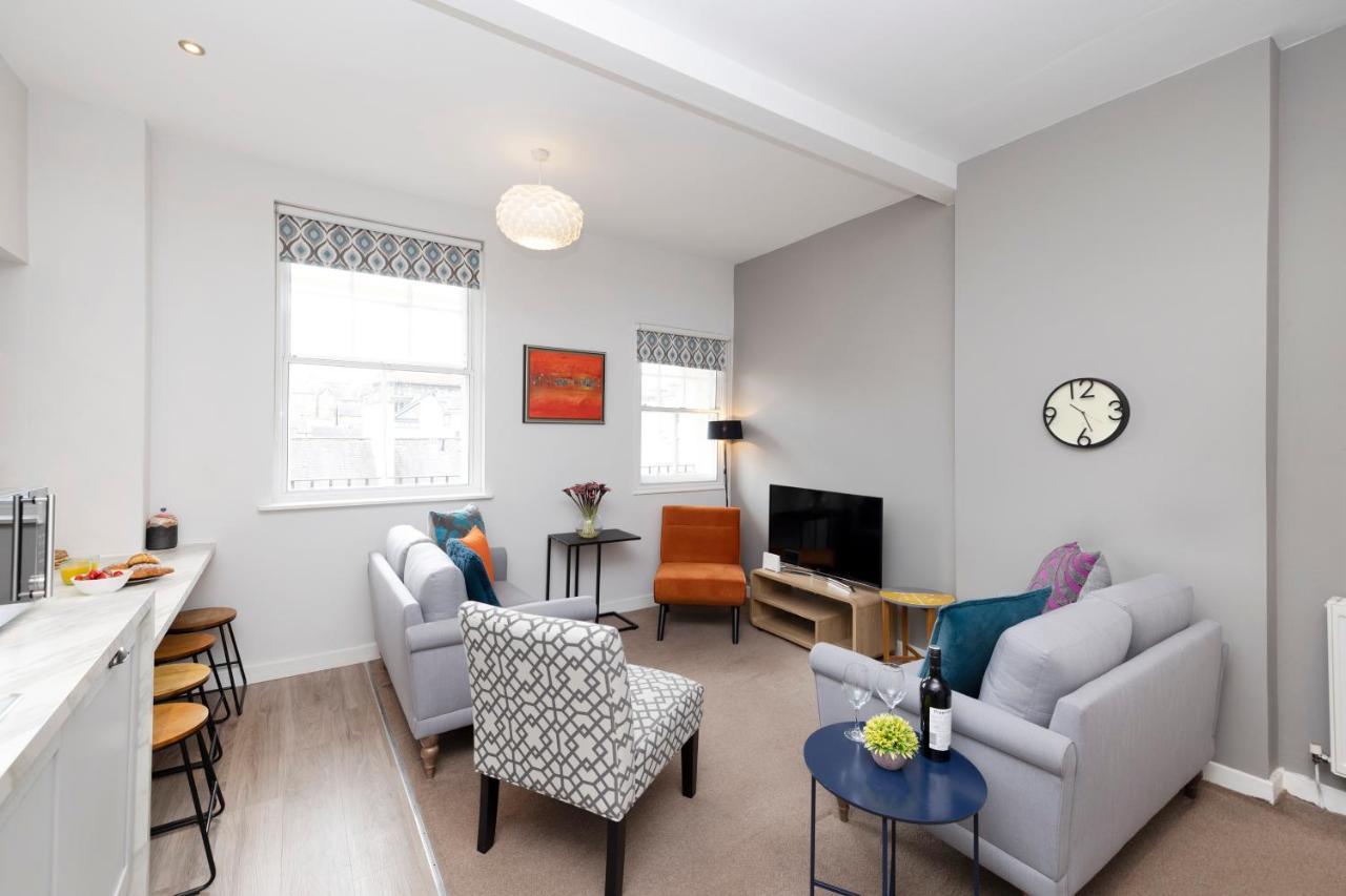 Altido Stylish 4-bed Flat In Old Town Apartment *