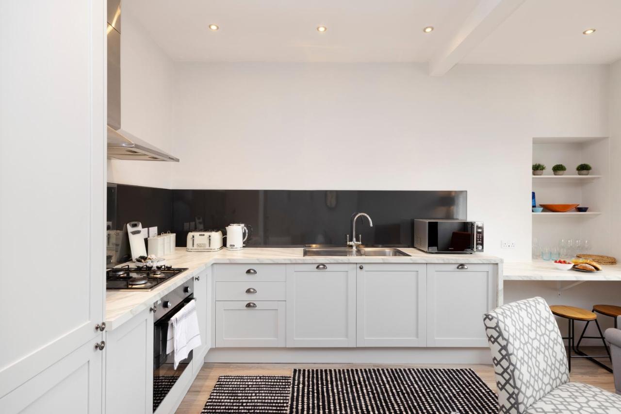Altido Stylish 4-bed Flat In Old Town *