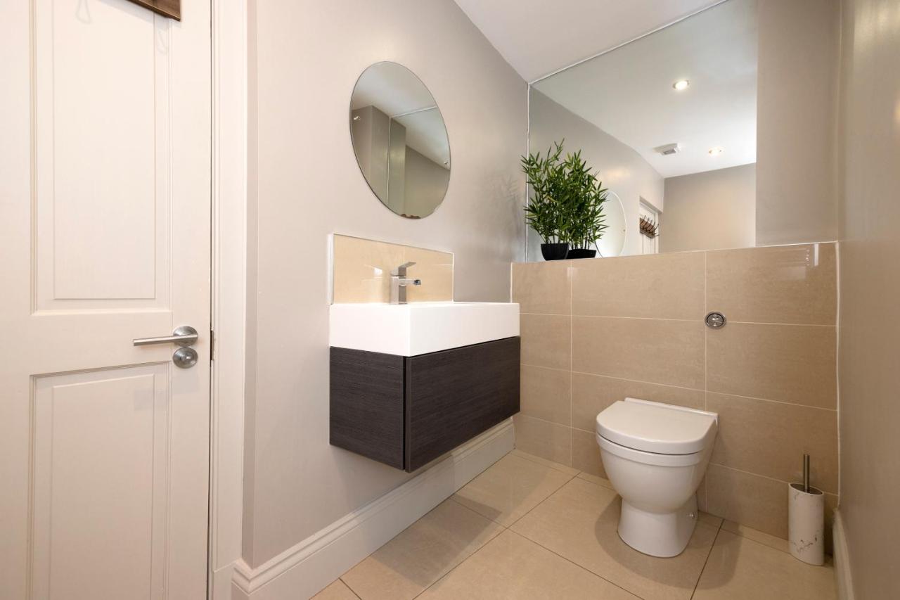 Apartment Joivy Splendid Flat Near Castle Edinburgh