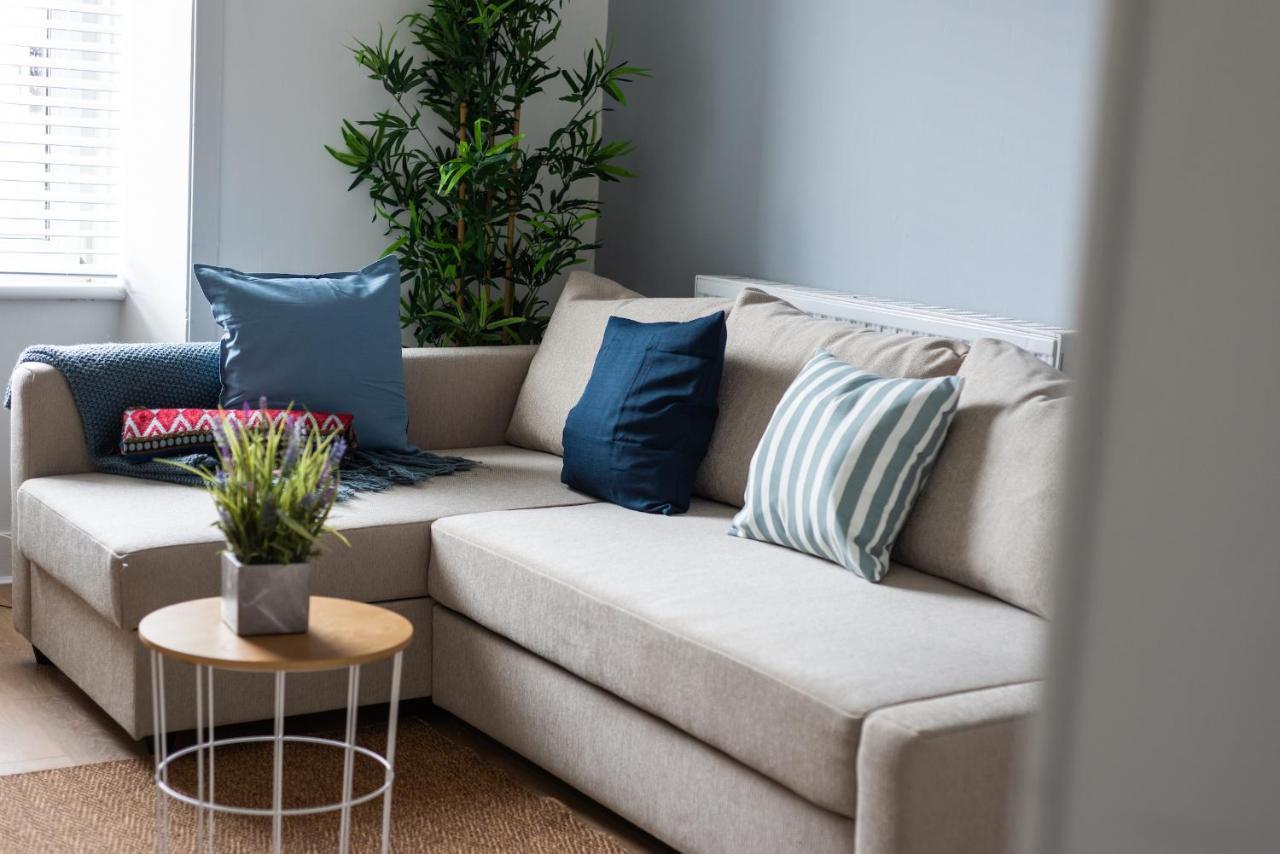 Lovely 1-bedroom In EDI