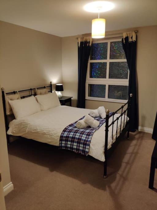 Apartment Next To The Palace And Royal Mile With Parking Edinburgh