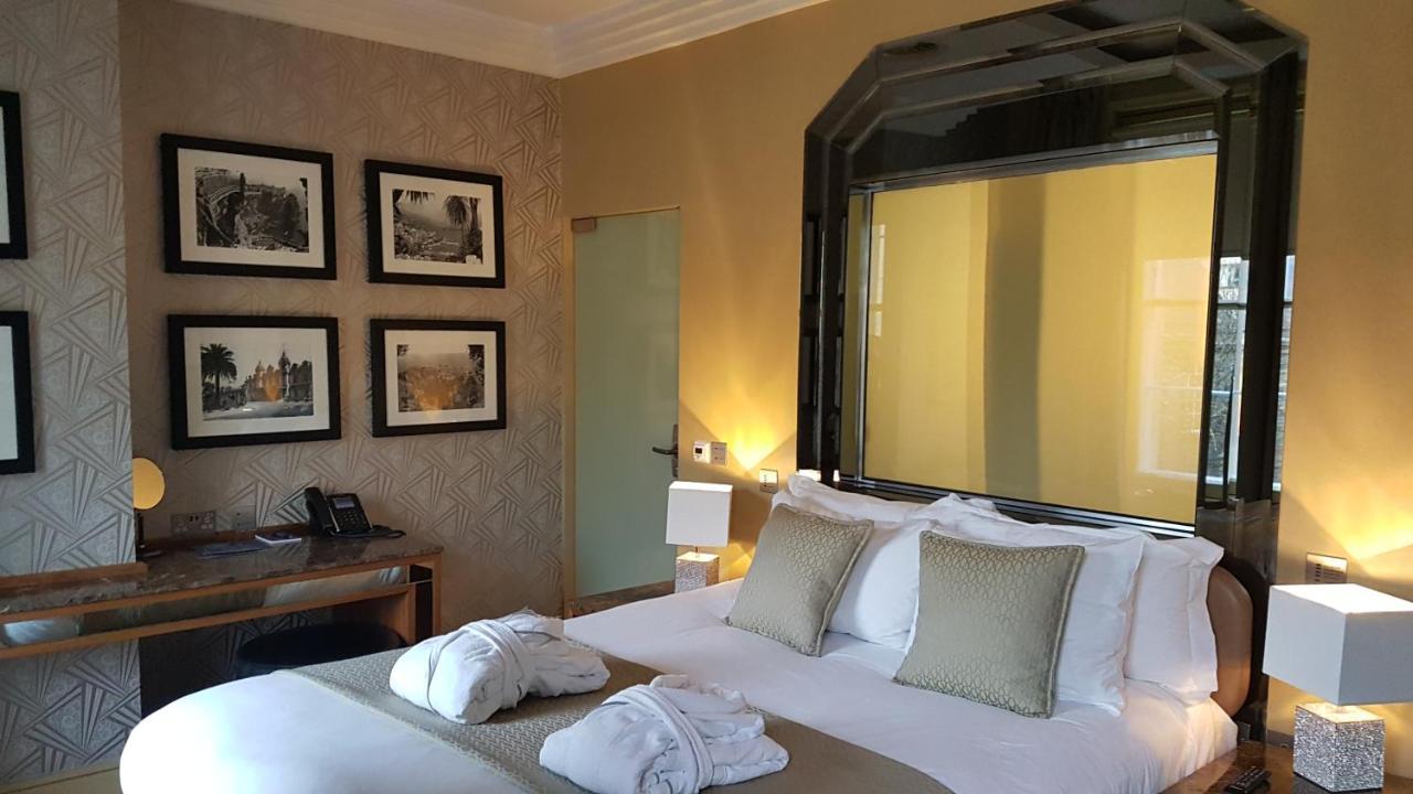 Le Monde 4* Edinburgh