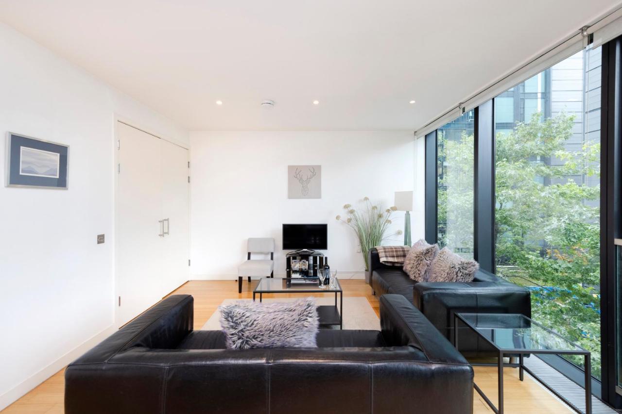 Altido Elegant Flat Near The Meadows With Parking Apartment EDI