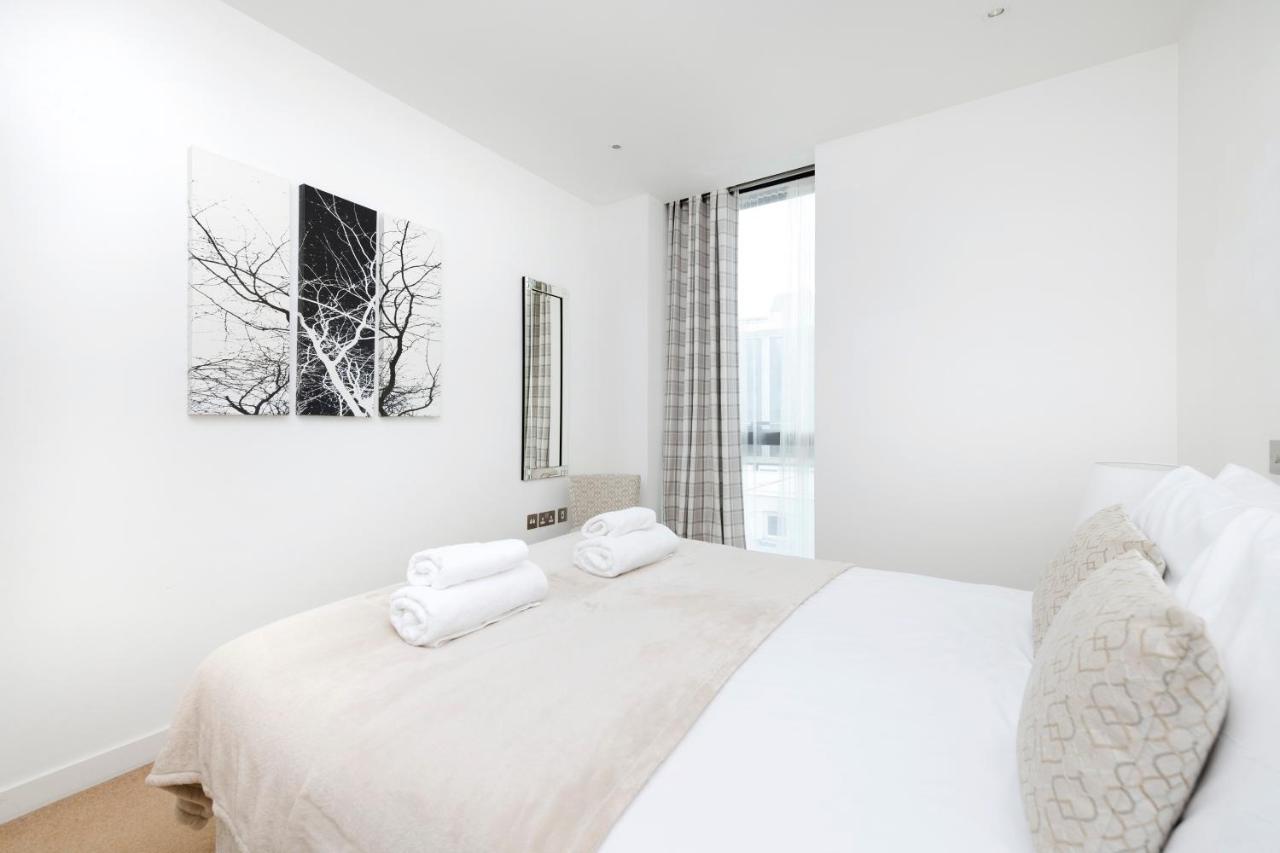 Altido Elegant Flat Near The Meadows With Parking * EDI