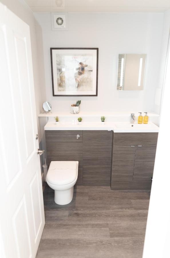 Luxury Modern 3 Bedroom In Centre