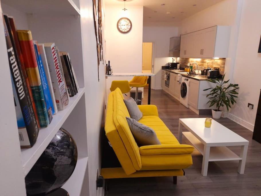 Modern Flat Near Centre. Apartment EDI
