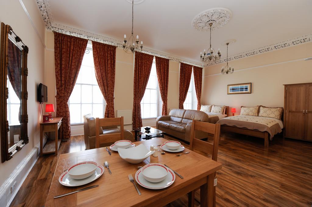 Edinburgh City Suites Aparthotel EDI