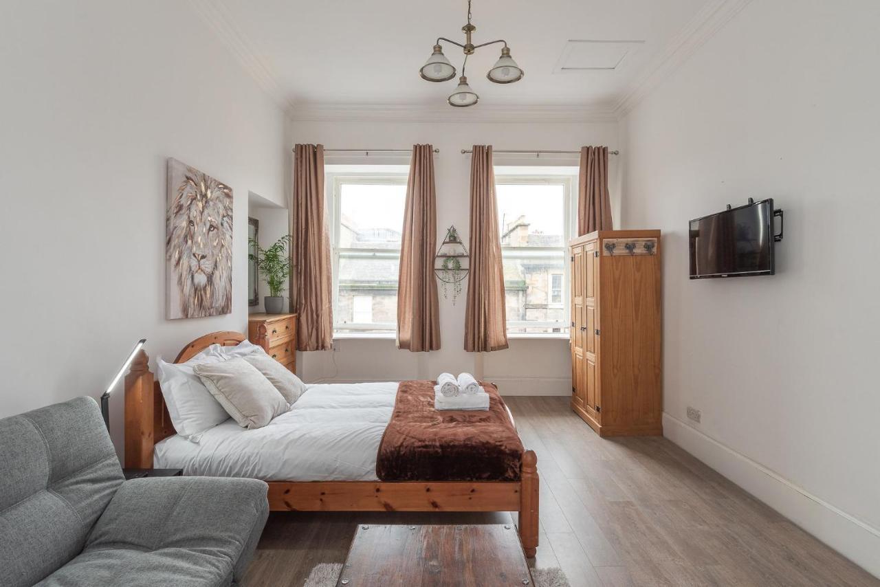 Contemporary 3 Bed City Centre - Ensuite * Edinburgh